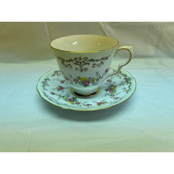 Queen Ann Teacup Saucer Set Fine Bone China England Pale Green Floral - Picture 1 of 5